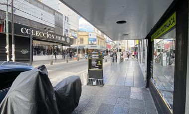 Venta de departamento de 3 ambientes con baulera en Quilmes