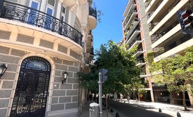 Espectacular departamento en Arroyo y Carlos Pellegrini