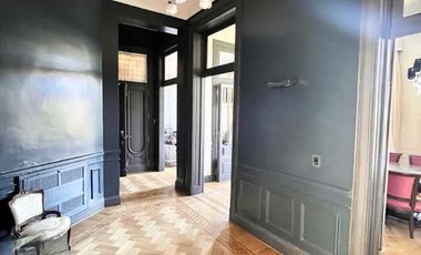 Espectacular departamento en Arroyo y Carlos Pellegrini