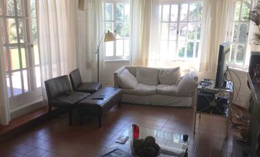 Casa en  Los Cardales Country Club con vista a golf
