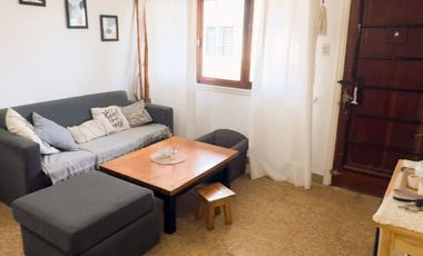 Casa en venta de 3 ambientes a metros de la Gruta de Lourdes.
