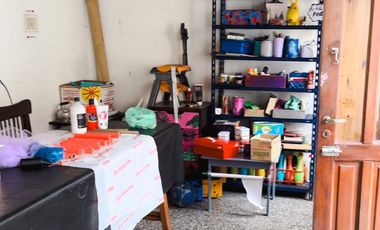 Casa en venta de 3 ambientes a metros de la Gruta de Lourdes.