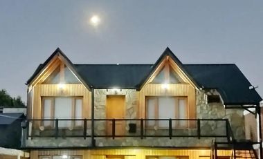 Dúplex en venta - 2 Dormitorios 2 Baños - 320Mts2 - San Martín de Los Andes