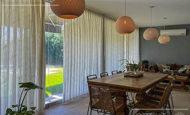 CASA EN VENTA 6 AMBIENTES - BARRIO NUEVO QUILMES CON SALIDA AL CANAL
