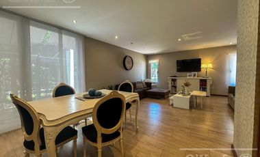 CASA EN VENTA 6 AMBIENTES - BARRIO NUEVO QUILMES CON SALIDA AL CANAL