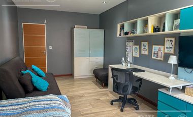CASA EN VENTA 6 AMBIENTES - BARRIO NUEVO QUILMES CON SALIDA AL CANAL
