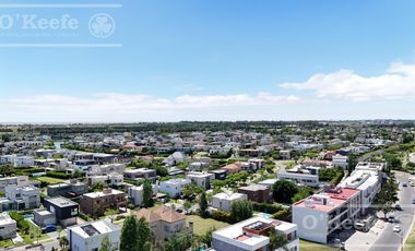 CASA EN VENTA 6 AMBIENTES - BARRIO NUEVO QUILMES CON SALIDA AL CANAL