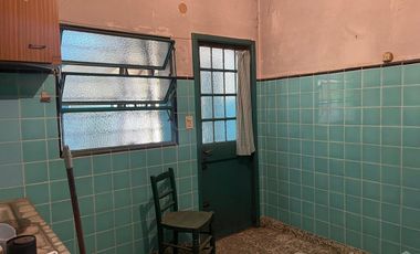 VENTA CASA CON LOCAL COMERCIAL EN TORTUGUITAS