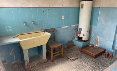 VENTA CASA CON LOCAL COMERCIAL EN TORTUGUITAS