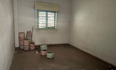 VENTA CASA CON LOCAL COMERCIAL EN TORTUGUITAS