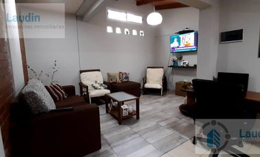 Se vende casa en  Barrio Itaembe Mini