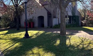 Casa en venta / Alquiler
