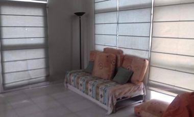 Casa racionalista en venta en Country del Banco Provincia, Francisco Alvarez