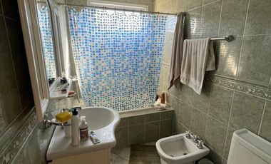 Casa racionalista en venta en Country del Banco Provincia, Francisco Alvarez
