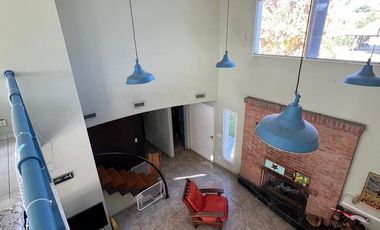 Casa racionalista en venta en Country del Banco Provincia, Francisco Alvarez