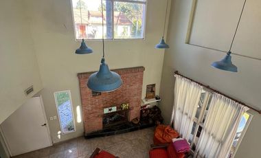 Casa racionalista en venta en Country del Banco Provincia, Francisco Alvarez