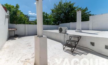 PH en venta - 3 Dormitorios 1 Baño - Cochera - 206Mts2 - Parque Avellaneda