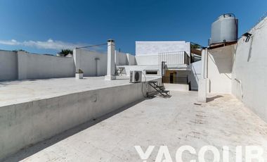 PH en venta - 3 Dormitorios 1 Baño - Cochera - 206Mts2 - Parque Avellaneda