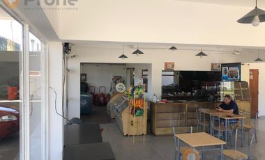 Estación de Servicios en Venta con Bar/Minimarket