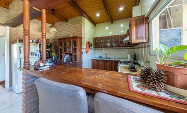 Casa en  Famatina 1200