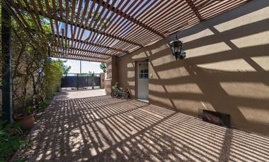 Casa en  Famatina 1200