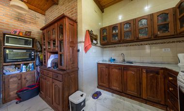 Casa en  Famatina 1200