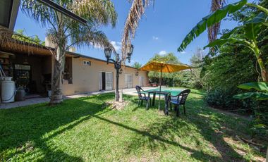 Casa en  Famatina 1200