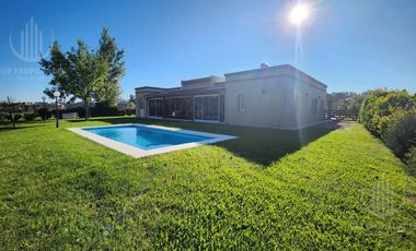Casa en Venta Fincas del Alba Canning - impresionante !