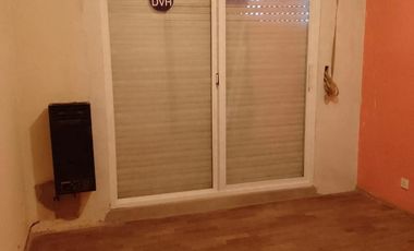 PH en venta - 4 Dormitorios 2 Baños - Cochera - 150Mts2 - Morón
