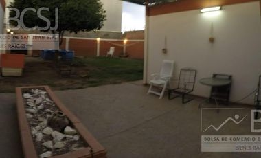 Casa en venta en Capital Bª Los Paraisos