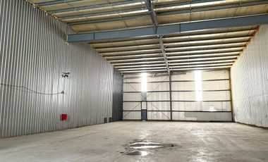 Alquiler de Nave Industrial de 800 mts cub Polo Industrial Ezeiza