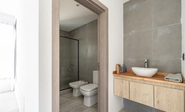 Casa , Venta , Costa Esmeralda , Barrio Ecuestre , lote 150