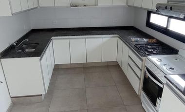 Casa en venta en Docta , entre y 6 cuotas , a estrenar