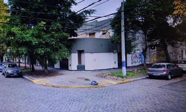 LOTE EN VIAMONTE ESQ.LAMADRID