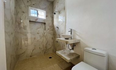 CASA EN VENTA EN CIUDAD CAUCEL REMODELADA CON 2 HABITACIONES Y 2 BAÑOS