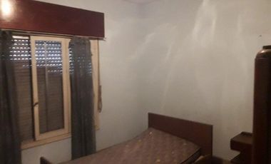 CASA EN VENTA CON 4 LOTES APTA CREDITO