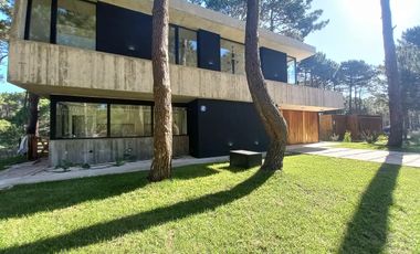 Casa en Isla del Golf Pinamar 