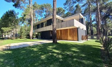 Casa en Isla del Golf Pinamar 