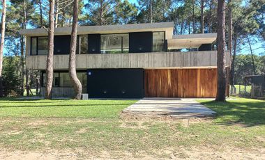 Casa en Isla del Golf Pinamar 