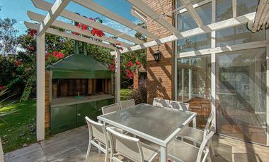 Casa 4 dormitorios en barrio cerrado Green Village Fisherton