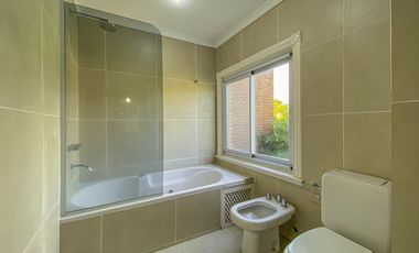 Casa 4 dormitorios en barrio cerrado Green Village Fisherton