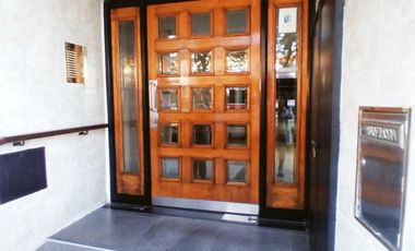 Venta Departamento 3 ambientes con patio propio! Corredor Maipú - Vicente Lopez