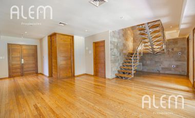 Casa en venta en Monte Grande - zona residencial