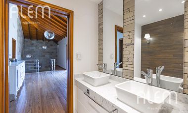 Casa en venta en Monte Grande - zona residencial