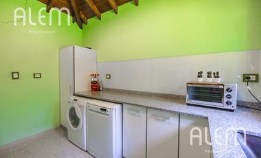 Casa en venta en Monte Grande - zona residencial