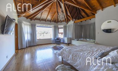 Casa en venta en Monte Grande - zona residencial