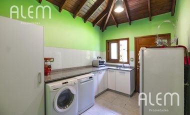 Casa en venta en Monte Grande - zona residencial