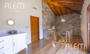 Casa en venta en Monte Grande - zona residencial