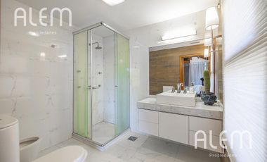 Casa en venta en Monte Grande - zona residencial