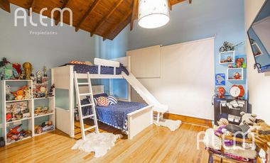 Casa en venta en Monte Grande - zona residencial